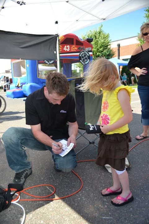 526801_10100225399909210_696248608_n